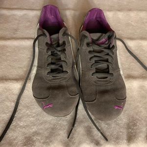 Women’s Puma shoes 9.5